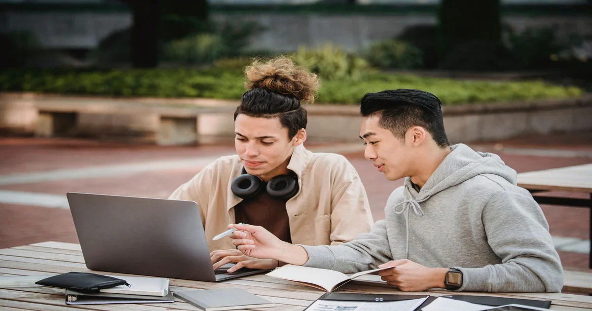 Australian Banking for International Students: EFTPOS Guide