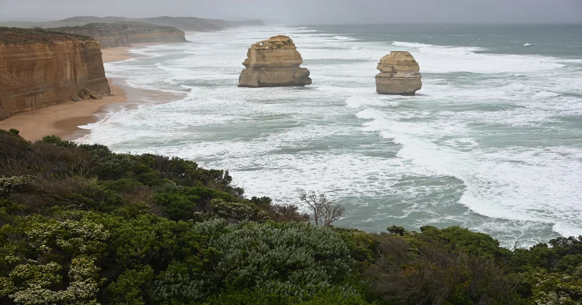 Great Ocean Road Without a Car: Tour Costs & Options