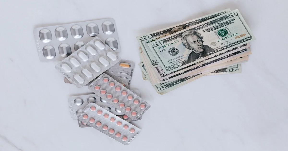 Healthcare Costs in Australia: Medicare & Private Insurance